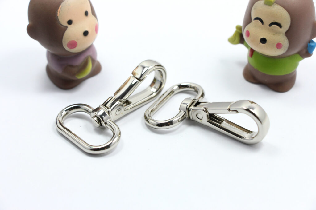 eye swivel snap hook