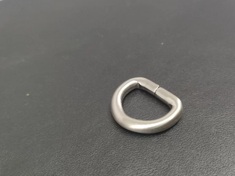 25 Silver Bag Hardware D-Ring