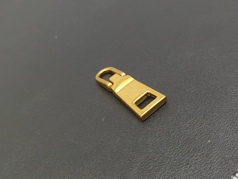 Gold Bag Zipper Pull