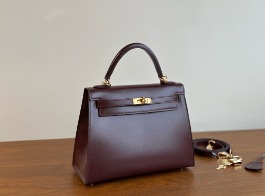 The Beauty of Refinement, the Spirit of Durability: Technical Requirements for Spray Painting in Luggage Hardware