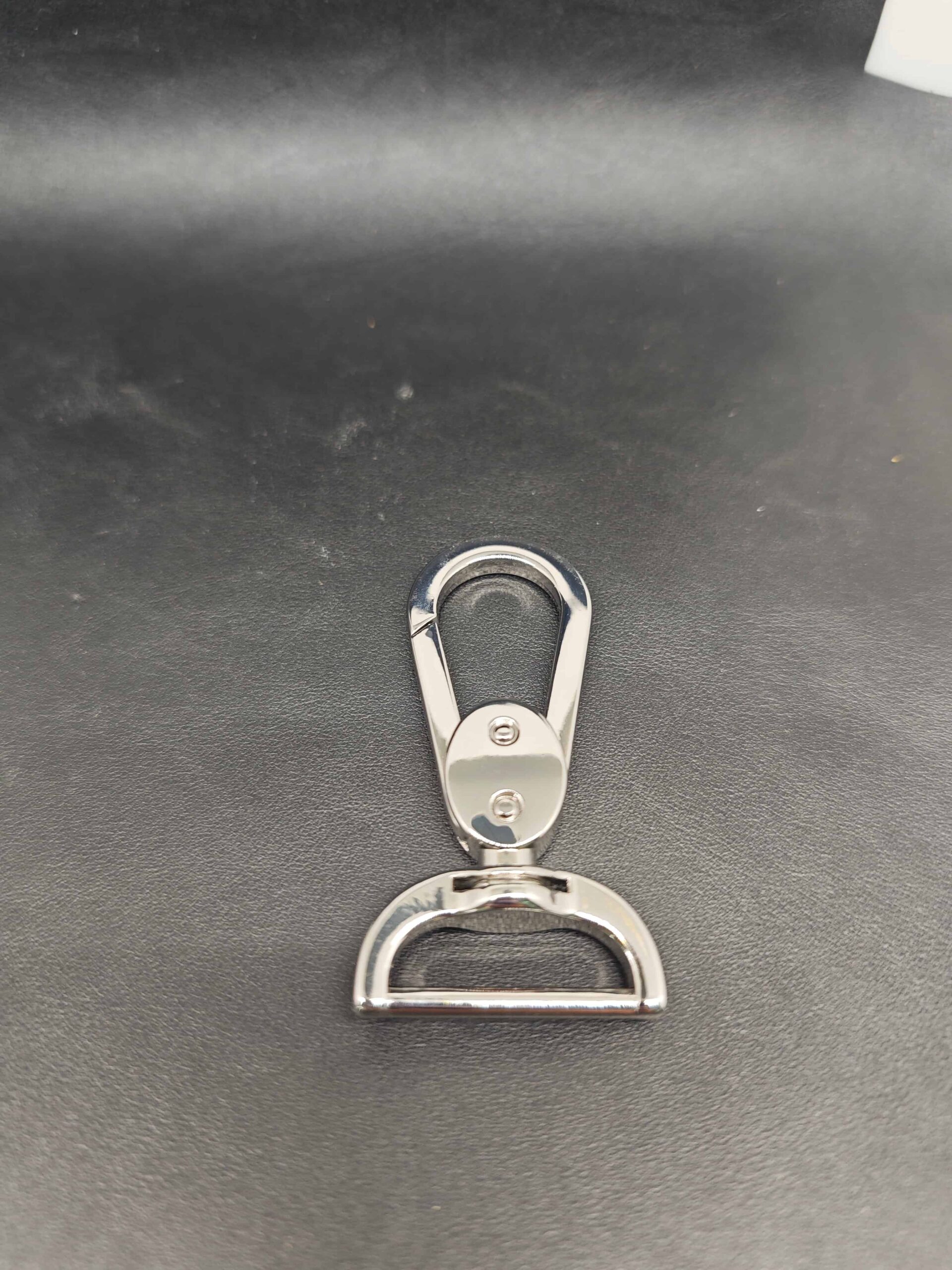 dog hook 25mm nickle colour