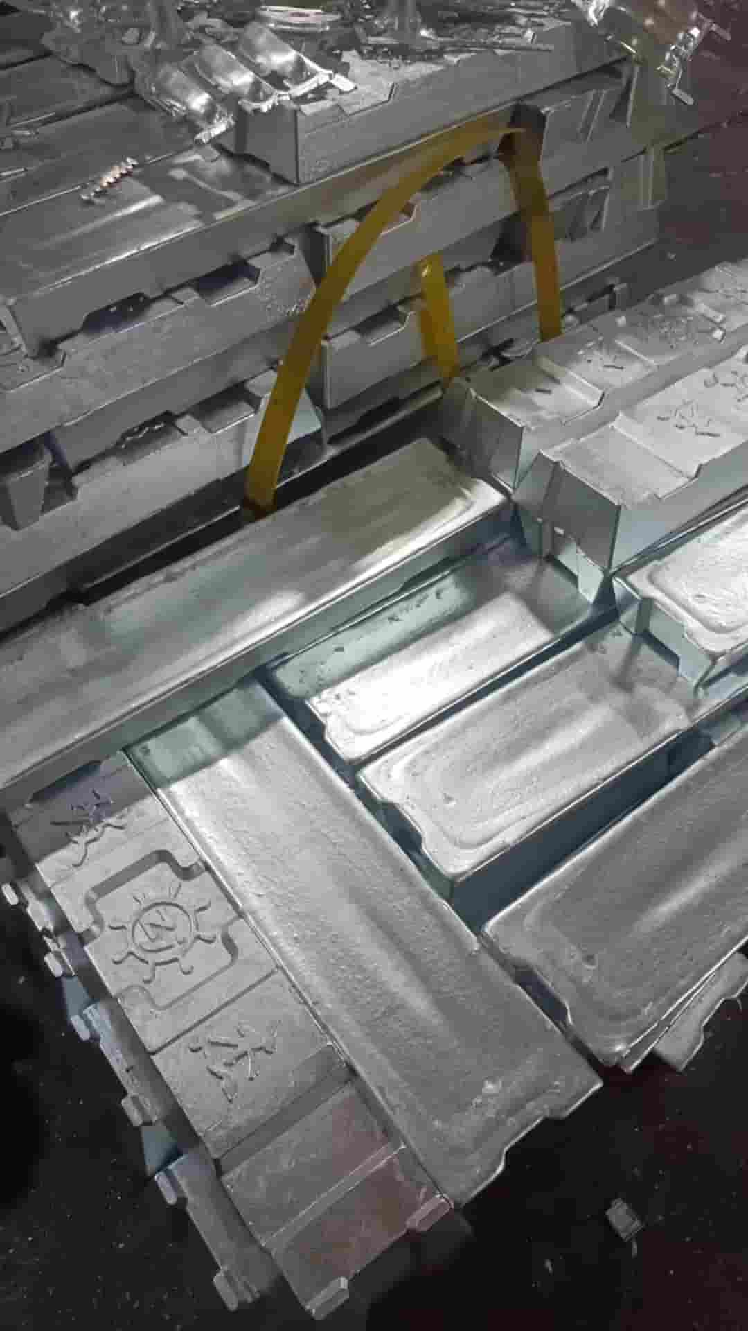 snap hook raw material