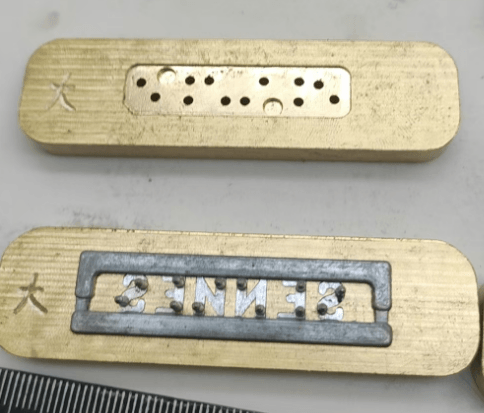 metal bag tags mould
