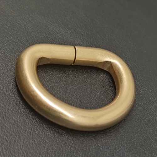 Iron D Ring