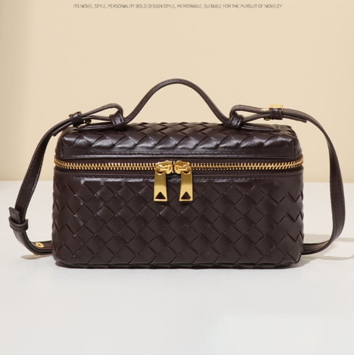 handbag hardware